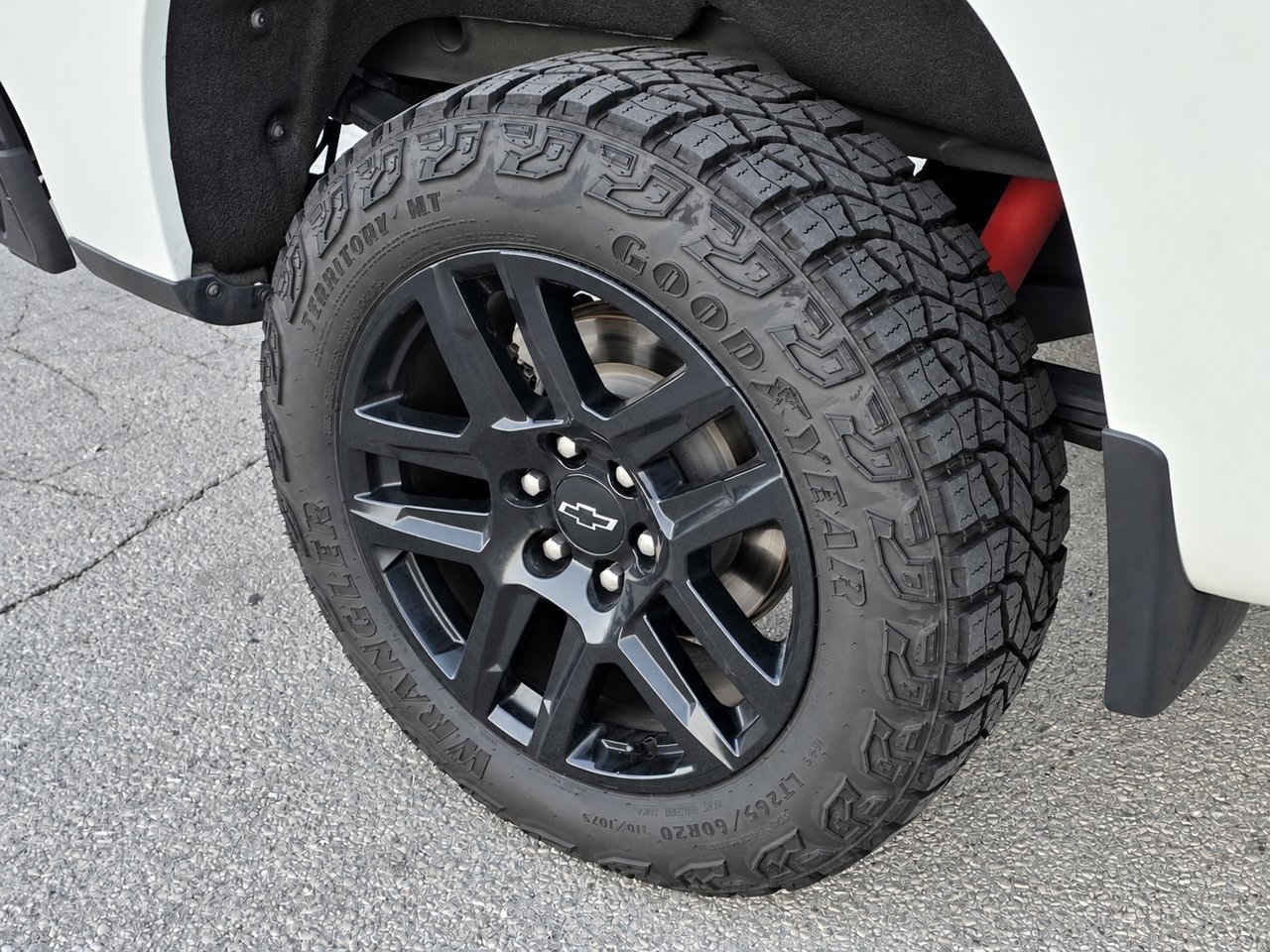 Used 2022 Chevrolet Silverado 1500 LT Trail Boss w/ Convenience Package II AWD/4WD image 8