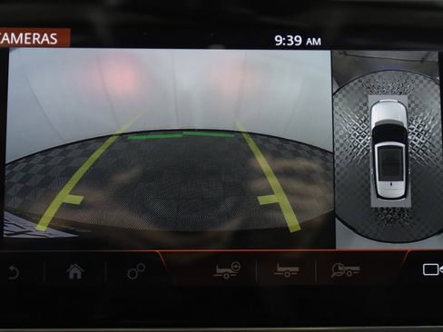 Used 2022 Land Rover Range Rover LWB SV Autobiography image 25