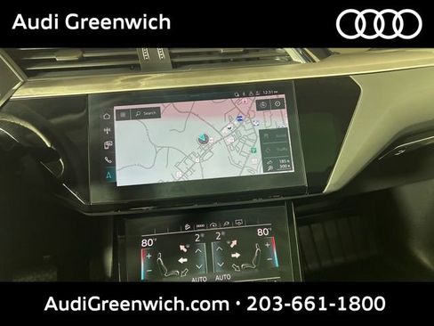 Used 2023 Audi e-tron Premium Plus w/ Premium Plus Package AWD/4WD image 16