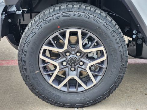New 2026 Jeep Wrangler Unlimited Sahara AWD/4WD image 12