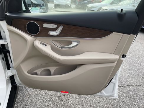 Certified 2021 Mercedes-Benz GLC 300 4MATIC image 48