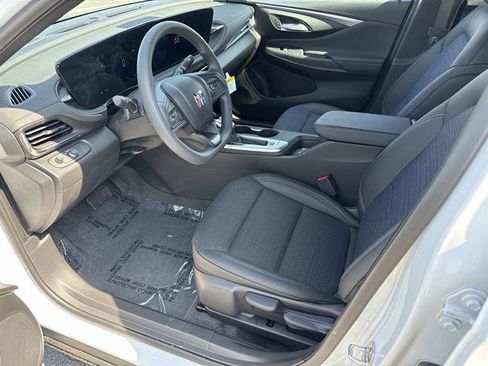 New 2026 Buick Envista Preferred image 13