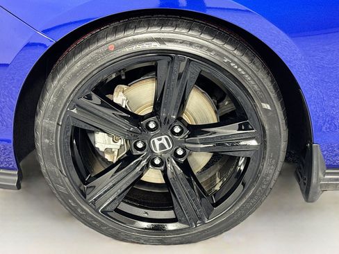 Certified 2023 Honda Accord Sport image 29
