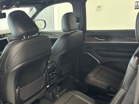 New 2026 Jeep Grand Cherokee L Limited image 17