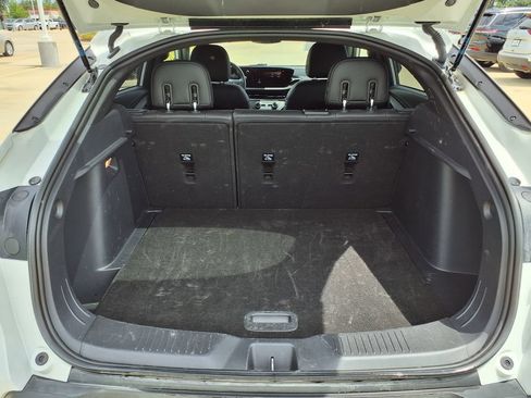 Used 2025 Buick Envista Preferred FWD image 12