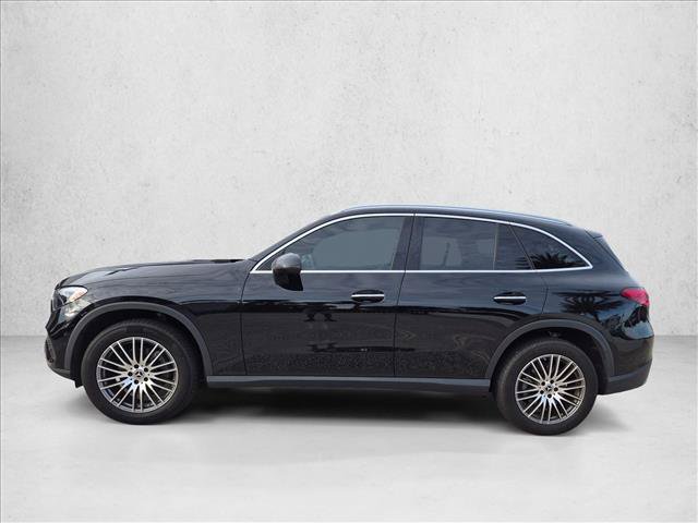 Used 2024 Mercedes-Benz GLC 300 4MATIC image 8