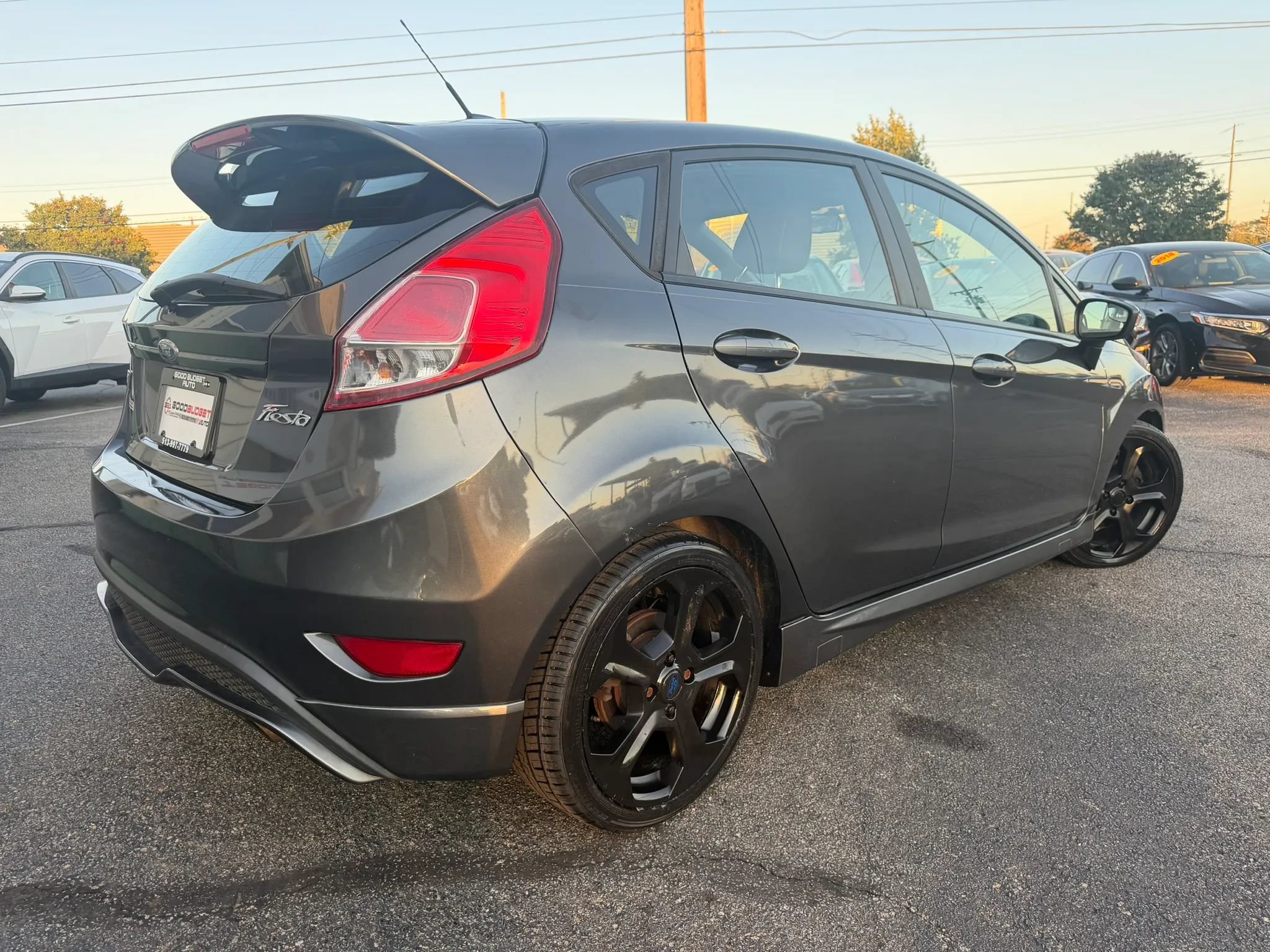 Used 2016 Ford Fiesta ST FWD image 24