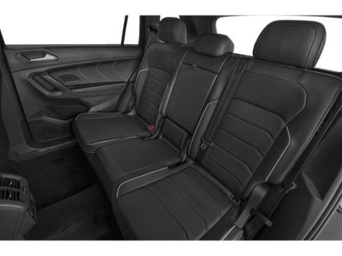 Used 2022 Volkswagen Tiguan SEL R-Line AWD/4WD image 13