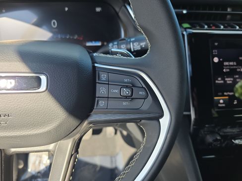New 2026 Jeep Grand Cherokee L Laredo AWD/4WD image 16