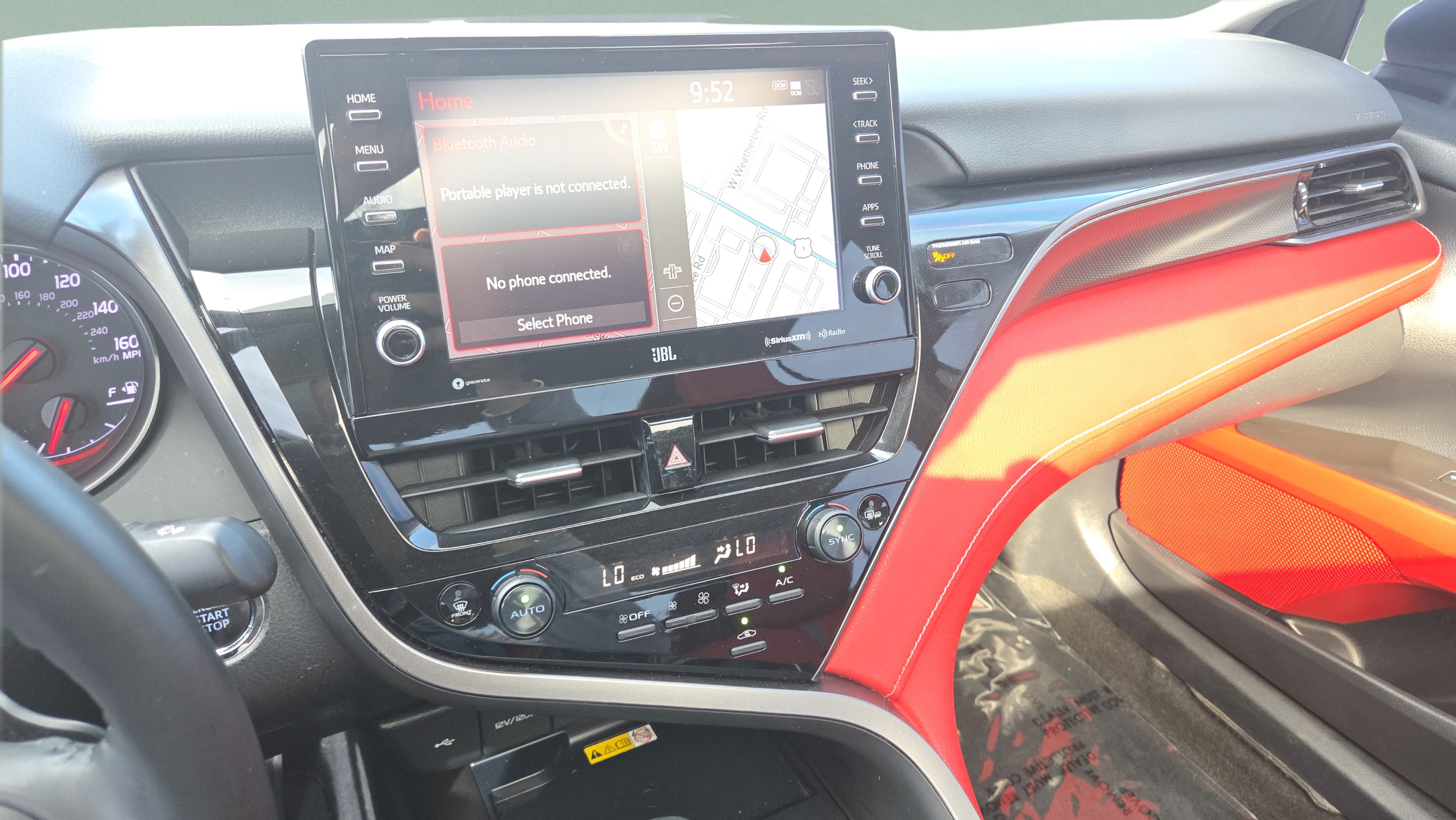 Used 2022 Toyota Camry XSE w/ Navigation Package FWD image 27