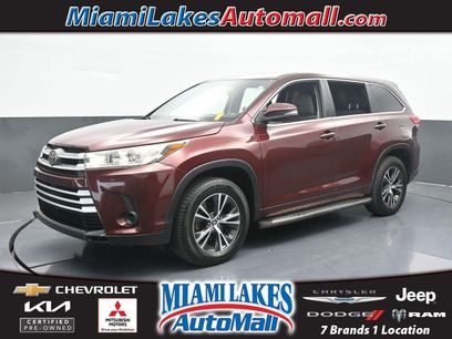 Used 2017 Toyota Highlander LE