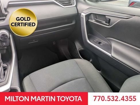 Certified 2025 Toyota RAV4 LE FWD image 16