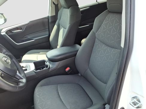 Used 2024 Toyota RAV4 XLE w/ Convenience Package AWD/4WD image 16