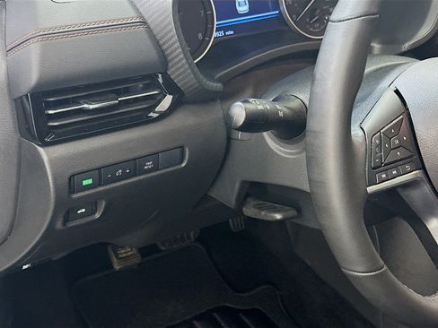 Used 2023 Nissan Sentra SR w/ Electronics Package FWD image 17