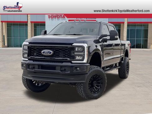 Used 2024 Ford F250 Lariat w/ Sport Appearance Package AWD/4WD image 1