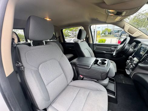 Used 2019 RAM 1500 Big Horn AWD/4WD image 18