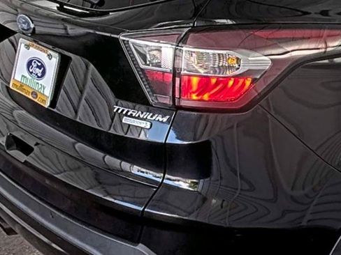 Used 2017 Ford Escape Titanium FWD image 7
