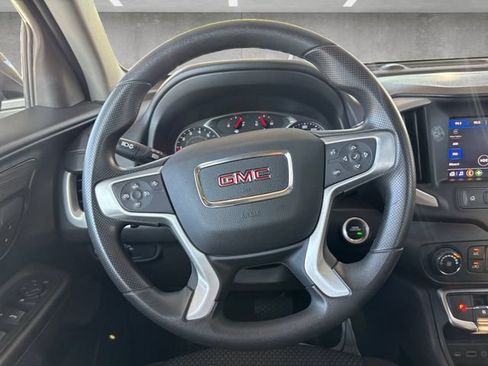 Used 2024 GMC Terrain SLE FWD image 27