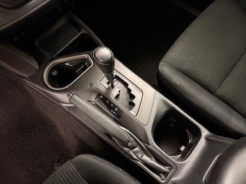 Used 2017 Toyota RAV4 LE image 8