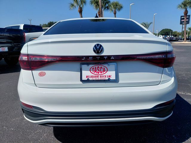 Used 2025 Volkswagen Jetta Sport FWD image 12