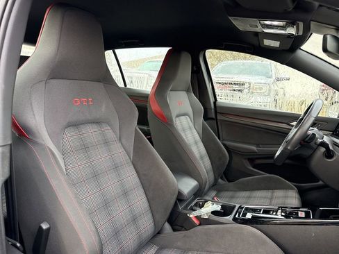 Used 2024 Volkswagen GTI S image 18