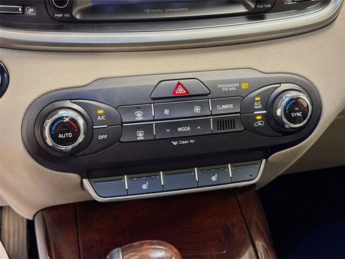 Used 2017 Kia Sorento EX w/ EX Advanced Touring Package FWD image 15