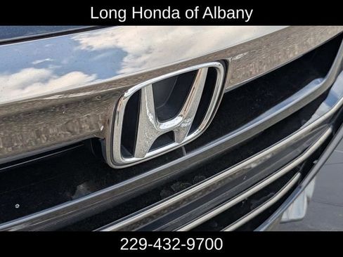 Used 2022 Honda Accord Sport image 5