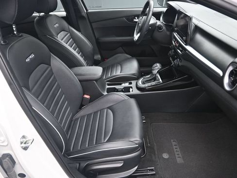 Certified 2024 Kia Forte GT-Line w/ GT-Line Premium Package FWD image 38
