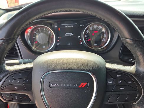 Used 2022 Dodge Challenger R/T RWD image 23