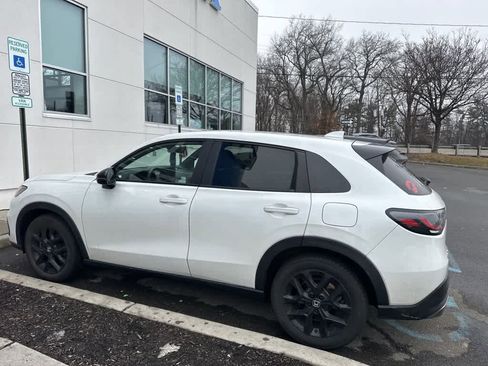 Used 2023 Honda HR-V Sport image 22