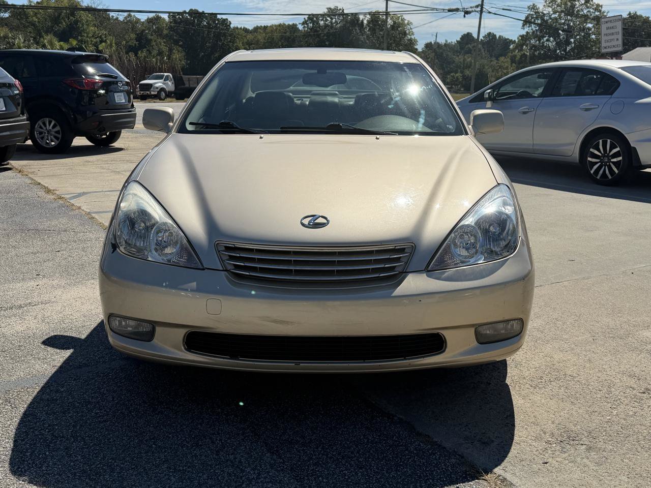Used 2004 Lexus ES 330 FWD image 3