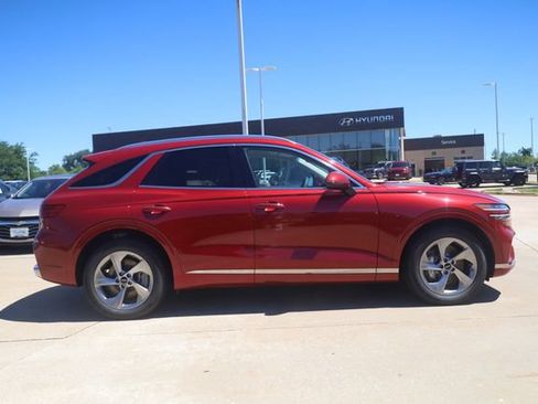 New 2026 Genesis GV70 2.5T Select AWD/4WD image 4