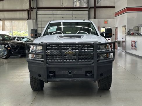 Used 2018 Chevrolet Silverado 3500 LT AWD/4WD image 6