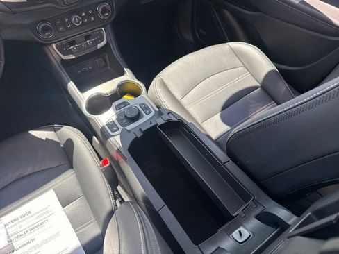 Certified 2022 GMC Terrain Denali w/ LPO, Floor Liner Package AWD/4WD image 27