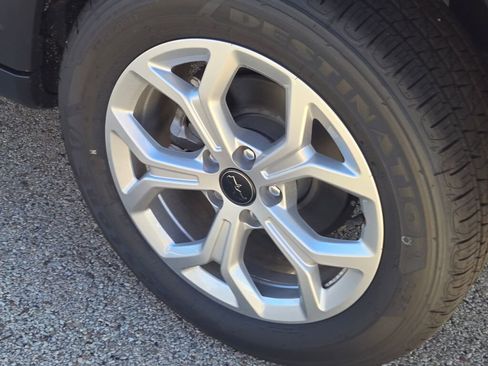 New 2026 Jeep Compass Latitude image 16