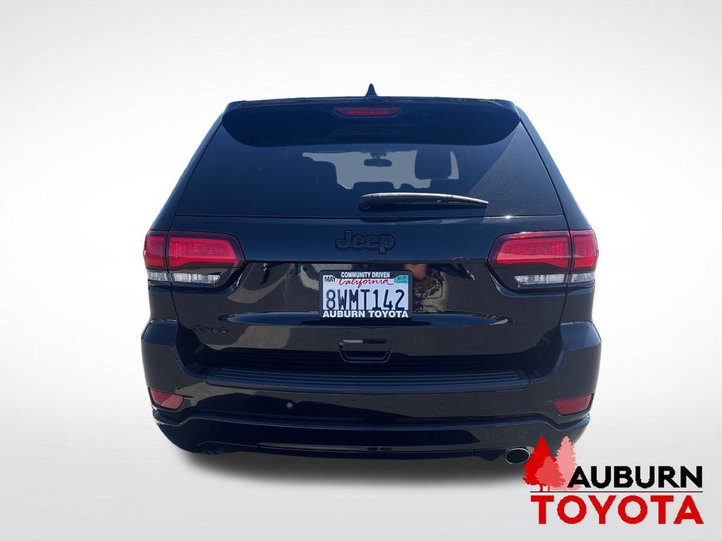 Used 2021 Jeep Grand Cherokee Laredo X AWD/4WD image 6