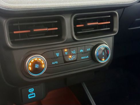 Used 2023 Ford Maverick XLT w/ Equipment Group 300A Standard image 18