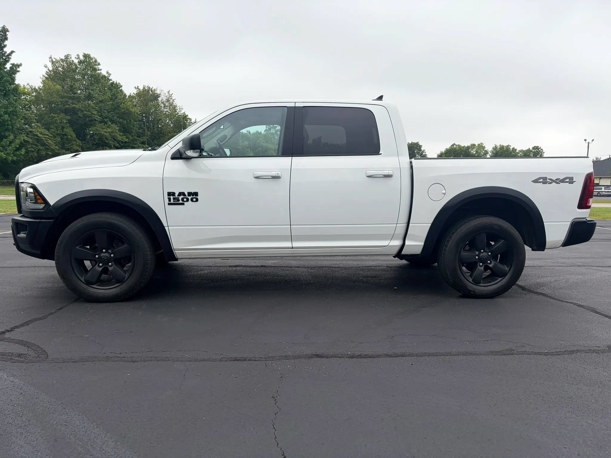 Used 2019 RAM 1500 Warlock AWD/4WD image 2
