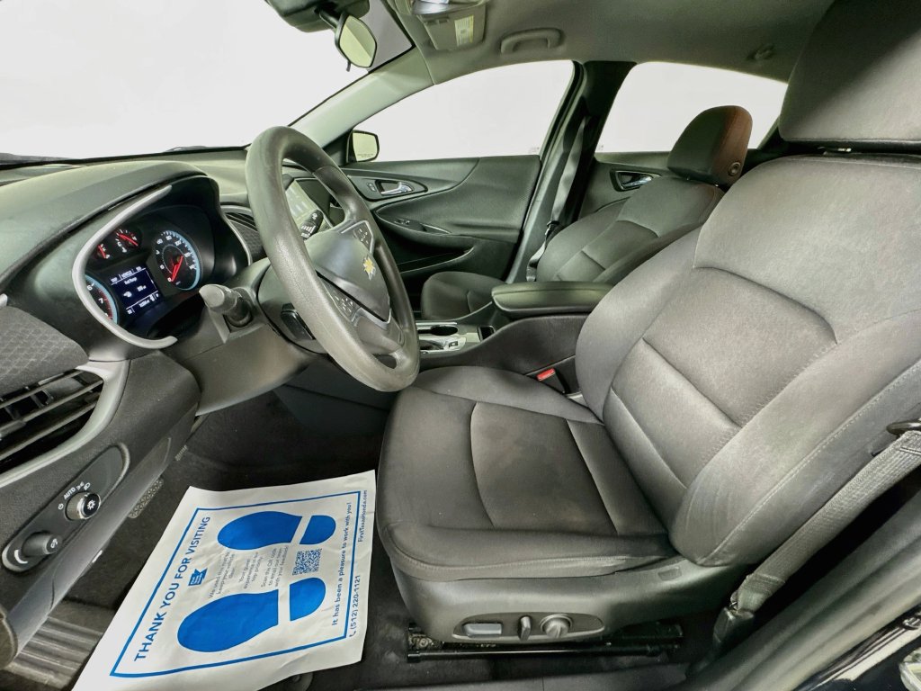 Used 2023 Chevrolet Malibu LT FWD image 24