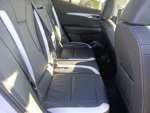 Used 2025 Buick Envision Sport Touring image 31