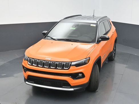 New 2026 Jeep Compass Limited image 40