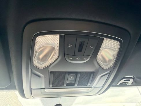 Used 2022 RAM 2500 Tradesman AWD/4WD image 33