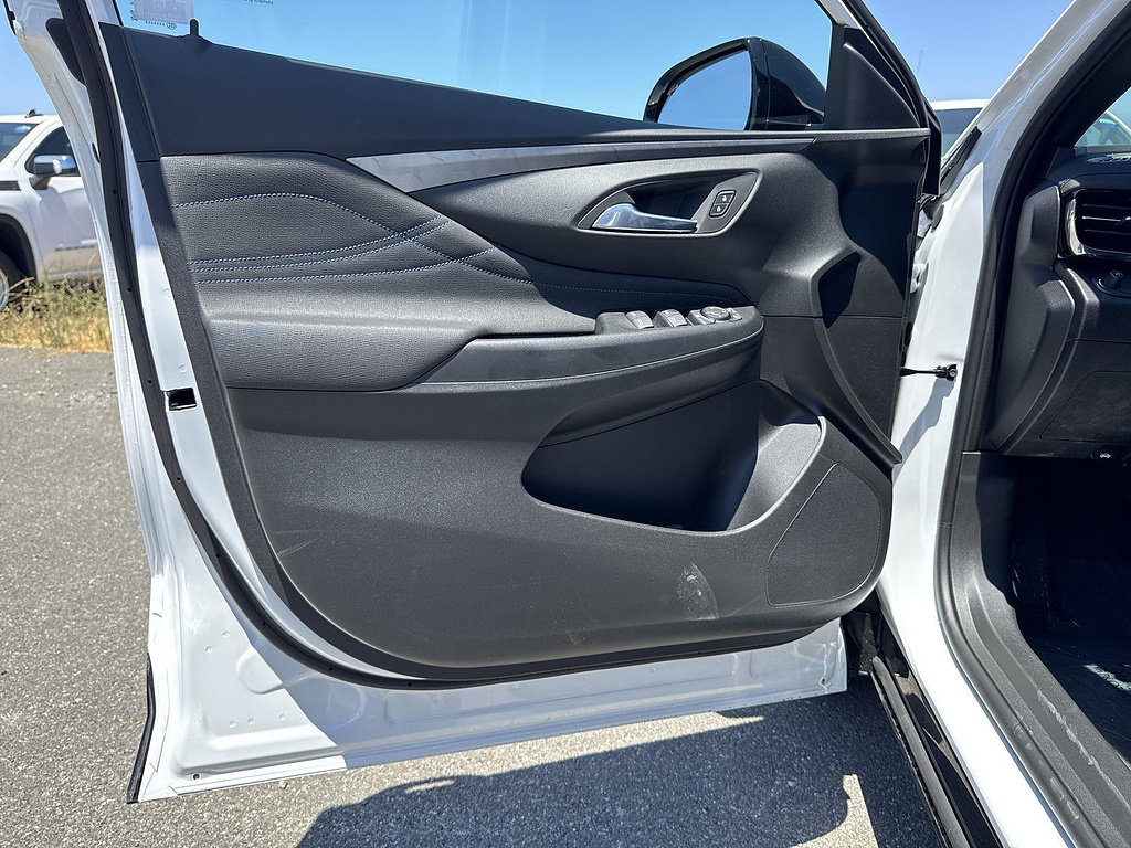New 2026 Buick Envista Sport Touring FWD image 18