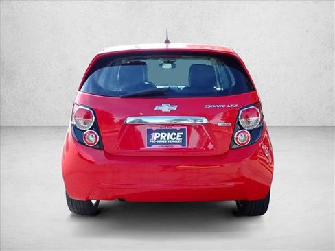 Used 2013 Chevrolet Sonic LTZ FWD image 3