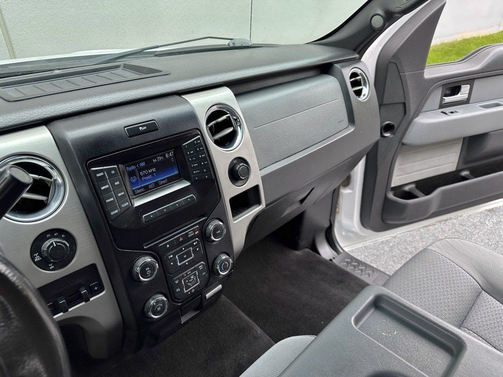 Used 2013 Ford F150 XLT w/ Luxury Equipment Group AWD/4WD image 23