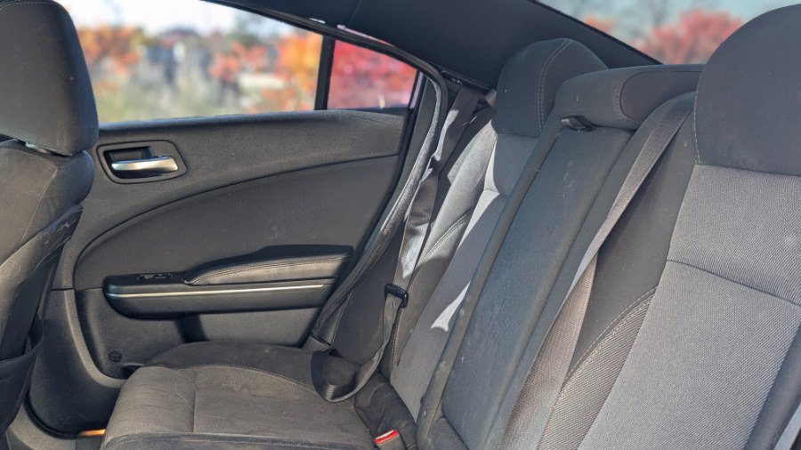 Used 2015 Dodge Charger SE w/ Popular Equipment Group RWD image 23
