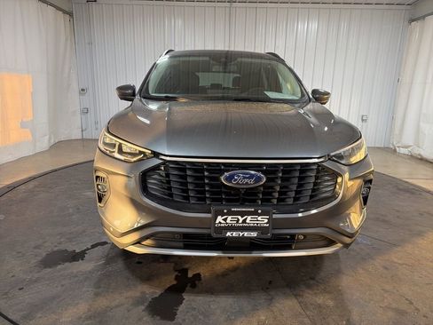 Used 2025 Ford Escape Platinum w/ Premium Technology Package image 12