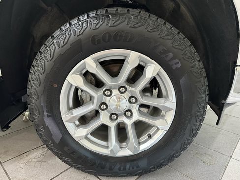 Certified 2023 Chevrolet Silverado 1500 LT w/ Protection Package AWD/4WD image 14