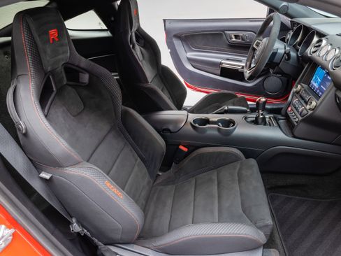 Used 2016 Ford Mustang Shelby GT350R w/ GT350R Equipment Group 920A image 92