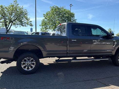 Used 2017 Ford F350 XLT w/ XLT Premium Package AWD/4WD image 4